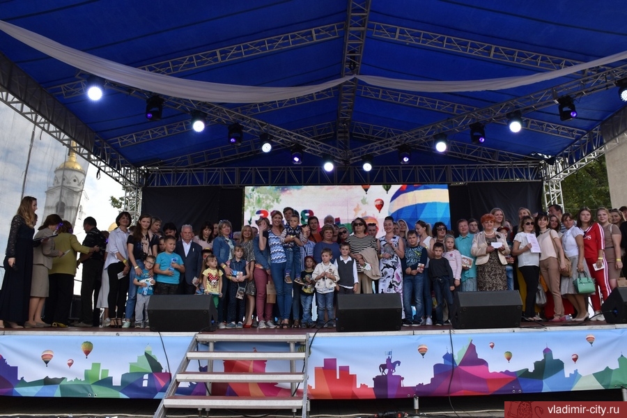 Более 600 работ поступило на конкурс «Я люблю Владимир-2019»