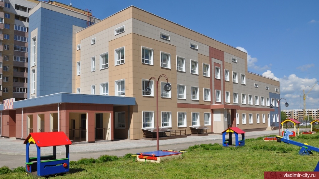 Андрей Шохин проверил готовность к открытию нового детского сада в Юрьевце
