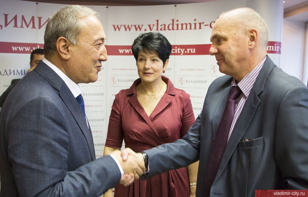 Владимир и Бухара развивают дружеское партнерство 