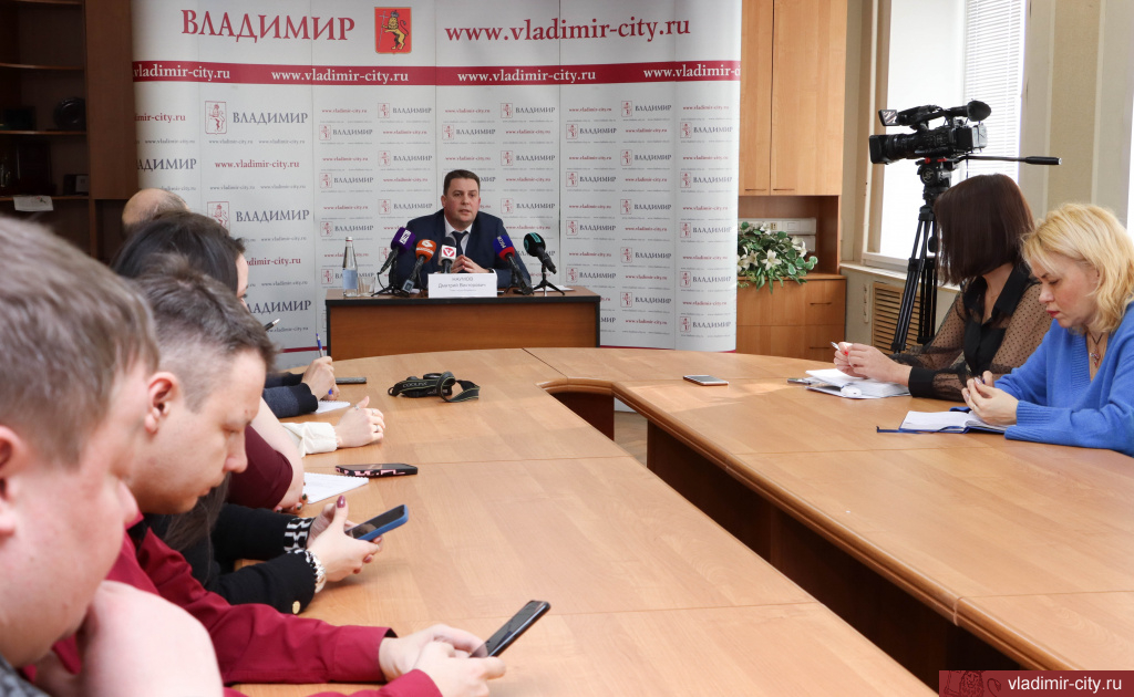 Глава города Владимира Дмитрий Наумов рассказал о планах по развитию городского общественного транспорта