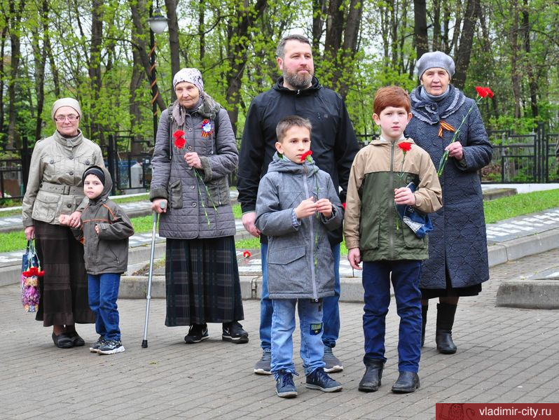 Памятная церемония прошла на Князь-Владимирском кладбище