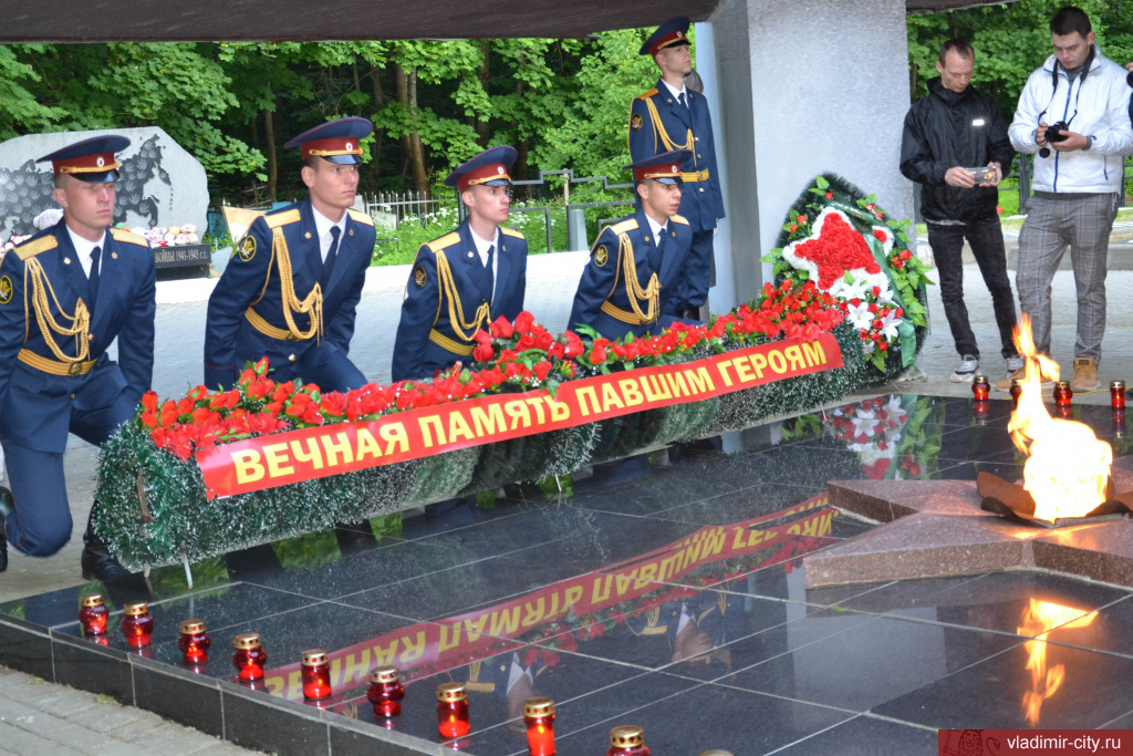 Во Владимире прошла акция, посвященная Дню памяти и скорби 