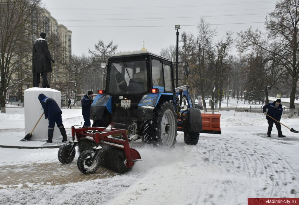 Зимняя уборка во Владимире: Дмитрий Наумов организовал проверку на дорогах