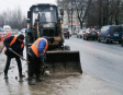 Уборка снега и мусора с улиц Владимира идет круглосуточно Уборка снега и мусора с улиц Владимира идет круглосуточно