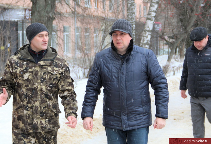 Дмитрий Наумов провел внеплановую проверку зимней уборки города Владимира