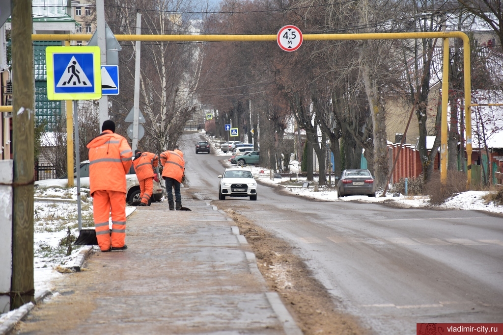 Зимняя уборка улиц города Владимира проходит в штатном режиме