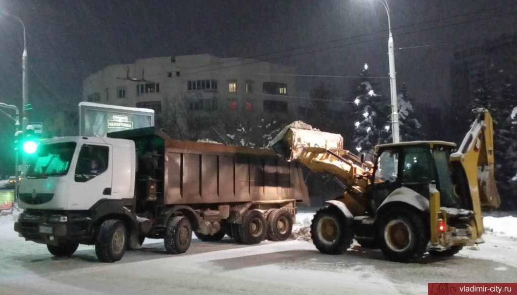 За сутки с улиц Владимира вывезли более 9000 кубометров снега