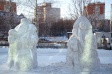 Снежный городок с любимыми персонажами Снежный городок с любимыми персонажами