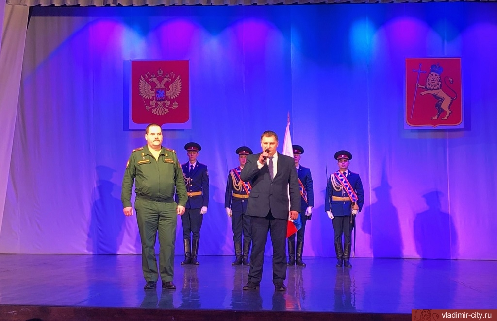 Торжественная церемония вручения юбилейных медалей ветеранам Ленинского района Торжественная церемония вручения юбилейных медалей ветеранам Ленинского района