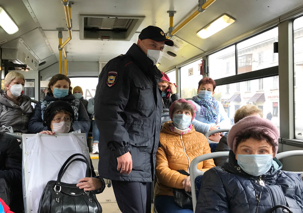 Во Владимире продолжаются проверки соблюдения «масочного» режима в общественном транспорте
